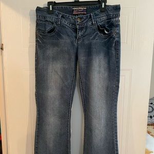 Wallflower Jeans
